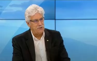 Емил Георгиев в студиото на БНТ.