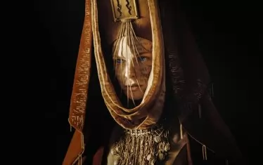 Ребека Фъргюсън като Светата майка.