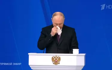  Путин се бе постарал да изглежда в отлично здраве, но го тормозеше хрема