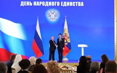Българин сменя в "Белият лотос" сърбин, уволнен заради Украйна