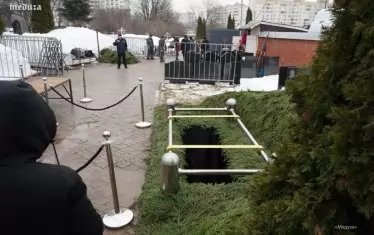 Гробът на Навални