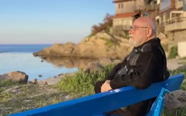 Акад. Зарев ще получи приза си отделно, тъй като не можа да присъства на церемонията.