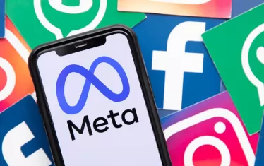 Facebook и Instagram пак се сринаха