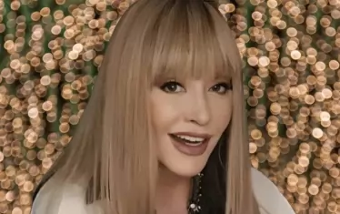  От началото на войната с Украйна най-голямата руска попзвезда живее извън Русия - първо в Израел, сега в Кипър.