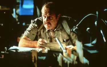 Като полицейски началник в антиутопията "Блейд Рънър" през 1982 г.