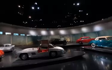 Музеят на "Мерцедес-Бенц" е запазена марка на Щутгарт - също домакин на Евро 2024.