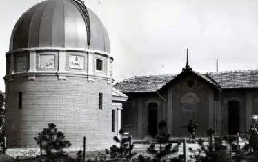 Обсерваторията в Борисовата градина малко след откриването си.