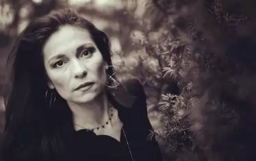 Невена Калудова става Анна Политковска на сцената на „Топлоцентрала“