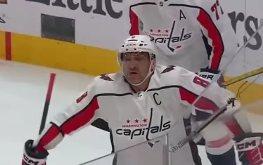 Александър Овечкин подобри велик рекорд в НХЛ