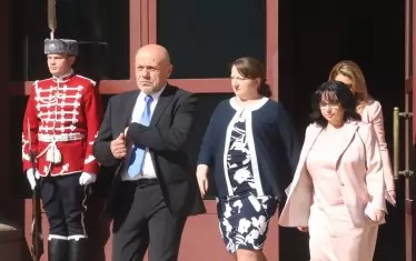 Герберите бяха доволни от развитието.