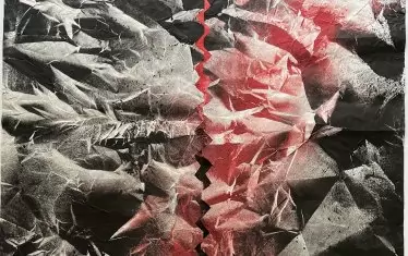  Творбите са върху специална китайска хартия.