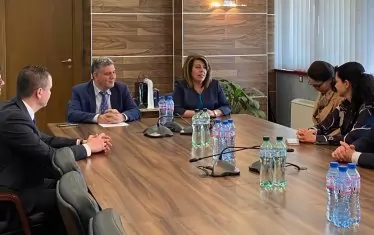 Виолета Коритарова получи в наследство от Андрей Цеков индексирани инхаус договори за изграждането на "Хемус". Коритарова направи прогноза, че магистралата ще поскъпне с поне 1 млрд. лв. 