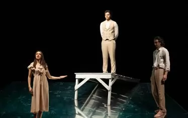  Психологическата проникновеност прави Туртенев предшественик на Чеховата драматургия.