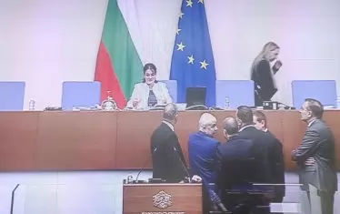 Депутатите показаха, че не познават собствения си правилник