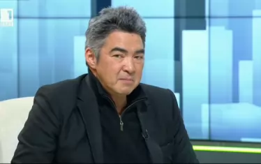  Феникс Върбанов е живял по широкия свят - между Париж, София и Пекин.