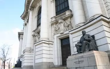 Собствeникът на радио "КласикА" се закани да съди СУ 
