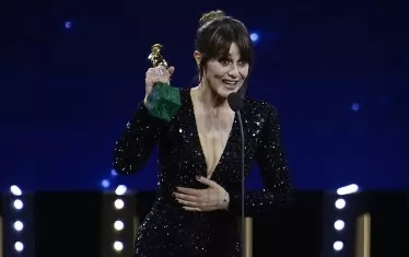  Паола Кортелези - най-добър дебютиращ режисьор.