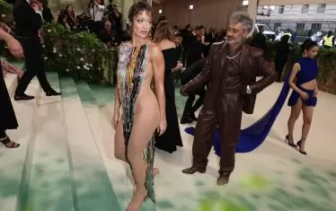 Рита Ора и Тайка Уайтити