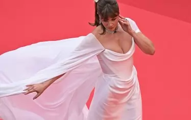 Топмоделът Хелена Кристенсен бе гост на церемонията.