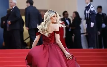  Хайди Клум носеше една от най-впечатляващите рокли.