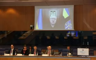 Главният прокурор на Украйна Андрий Костин участва във форума чрез видеоконферентна връзка.