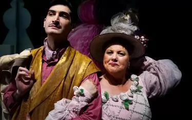  С Албена Михова в "Криворазбраната цивилизация".