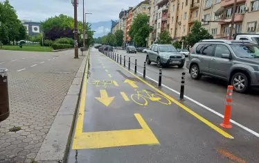 Въпросът сега е дали ограничаването на автомобилното движение само в две ленти по бул. "Витоша" няма да предизвика тапи.