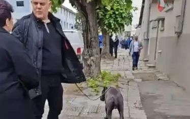 Незабравимо: Иван Гешев, Весела Драганова, куче - по предизборни дела в Шумен.