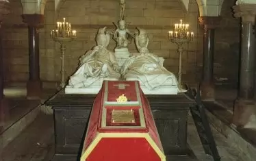 В момента тленните останки на цар Фердинанд са положени в криптата на католическата църква "Св. Августин" в Кобург (Гер) пред саркофазите на майка му и баща му.