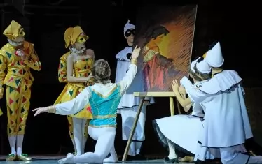  Майсторството на художника ще бъде оценено по достойнство.