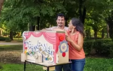 Спектаклите в миниатюра са с продължителност от 3 до 12 минути.