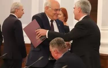 Сключени са два договора за вертикалния газов коридор