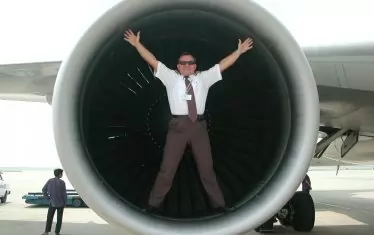 Валентин Сълмов