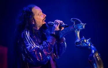  "Корн" бяха гвоздеят на първата вечер