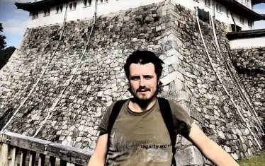  Младенов е гастролирал с Операта и в Япония.