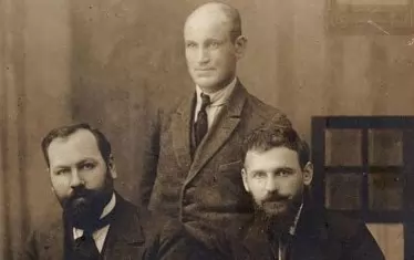 Трифон Кунев, Николай Лилиев и Димитър Подвързачов (от ляво на дясно).