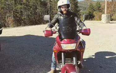  В пълно бойно снаряжение...