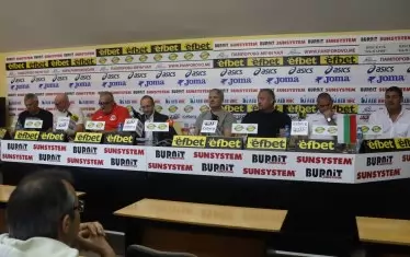Във водната топка готвят протест срещу самоуправство