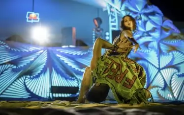  Танцовото шоу на Коста Каракашян е в програмата.