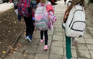 "Тежка" ученическа съдба