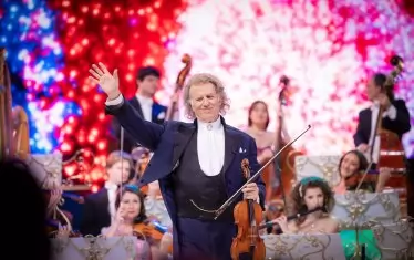  Нидерландският музикант е познат и обичан по целия свят.