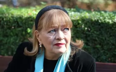 Богдана Карадочева