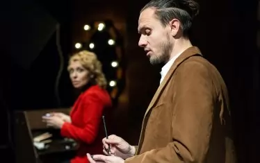  Със Стефания Колева в "Теремин: музика, любов и шпионаж".