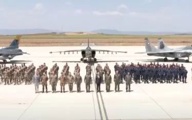 Поредно международно учение на летището в Безмер, което ще стане ключово, след като се направи базата в Кабите