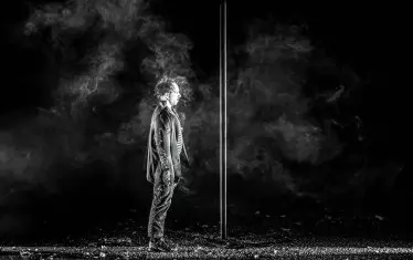 Сцена от спектакъла Frequência.