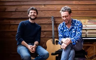  Майкъл Лийг и Бил Лорънс