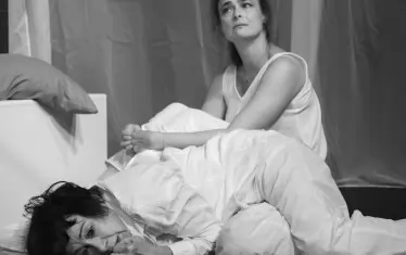 Сцена от спектакъла на Детелина Станева.