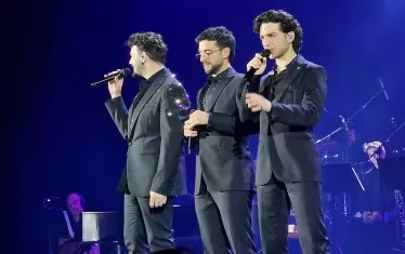 Момент от двучасовото шоу.