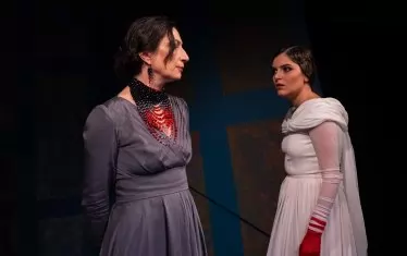  Героините на Снежина и Радина Боршош в сложните отношения на майка и дъщеря.