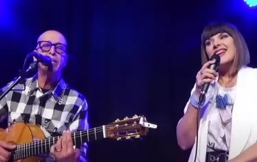 Карло Марале и Силвия Медзаноте по време на концерт.